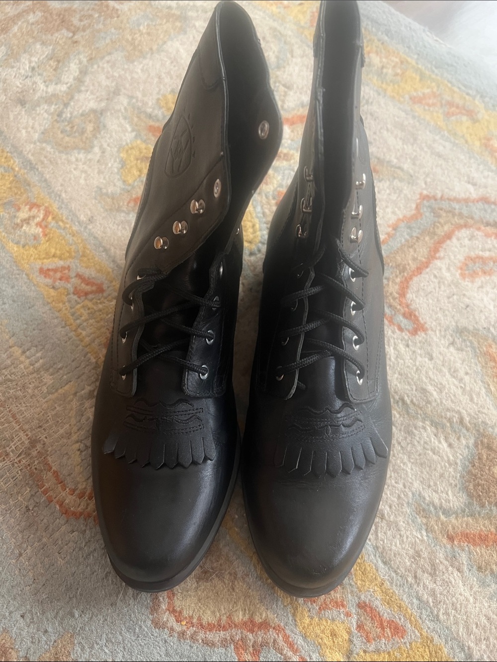 Black Women's Lace-Up Ariat Lace Up Boots, Size 8M
